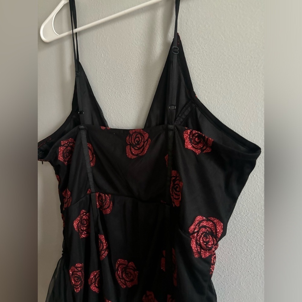 Lace & beads glitter rose dress 16 - Picture 6 of 6
